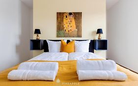 NEW! Pineapple Apartments Dresden Zwinger III
